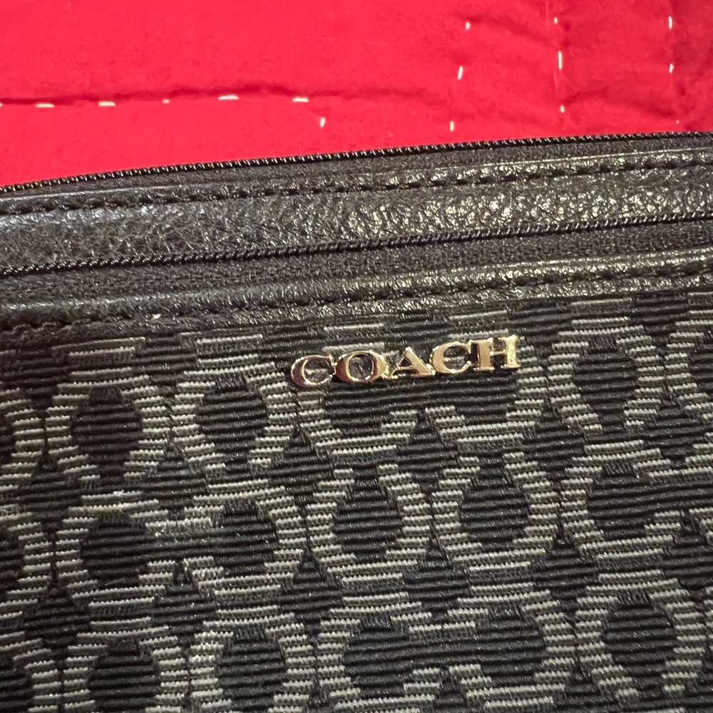 Coach Wristlet - Picture 7 of 7